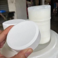 חומצה טריכלורואיזוציאנורית קוטל פטריות חזק 90% כלור בריכת שחייה טיהור מים טאבלט רב תכליתי