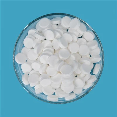 2 גרם טבלית חומצה טריכלורואיזוציאנורית (TCCA) Cas 87-90-1 חיטוי בריכת שחייה